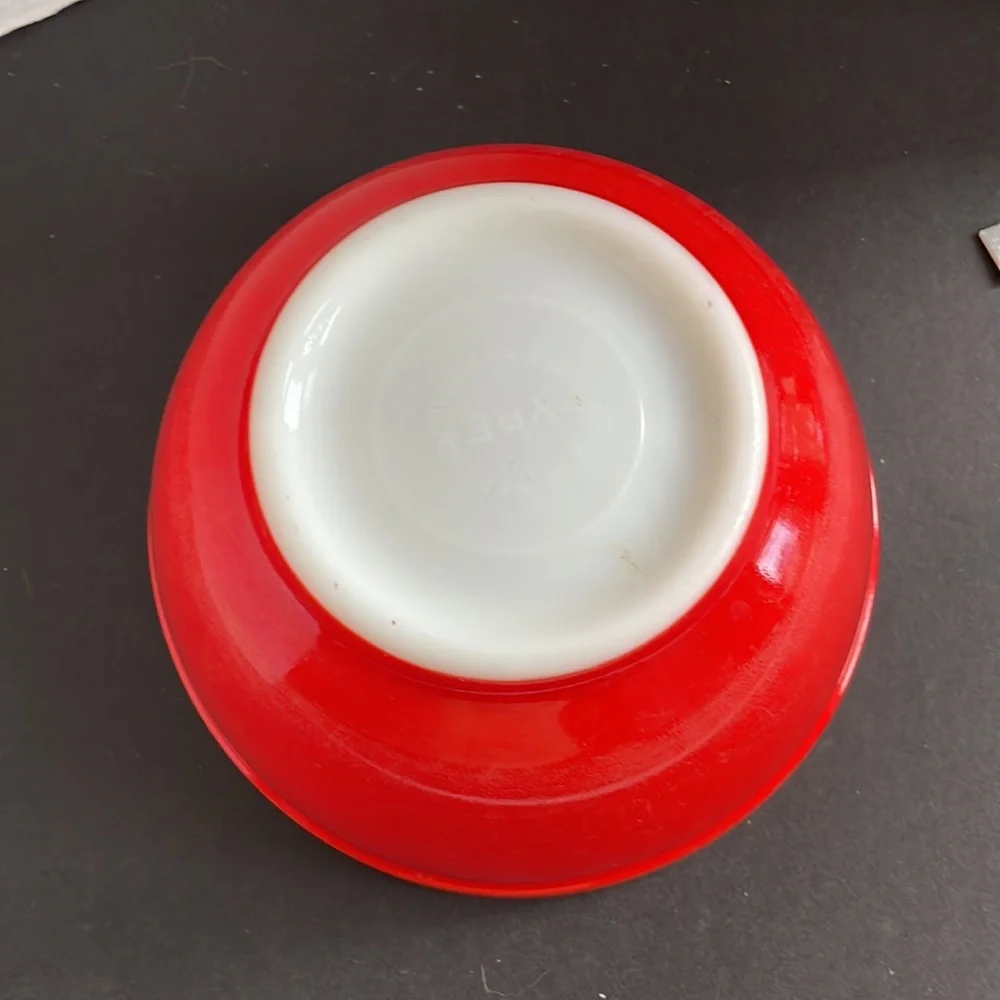 Vintage Pyrex Set 3 Primary Color Nesting Glass Mixing Bowls